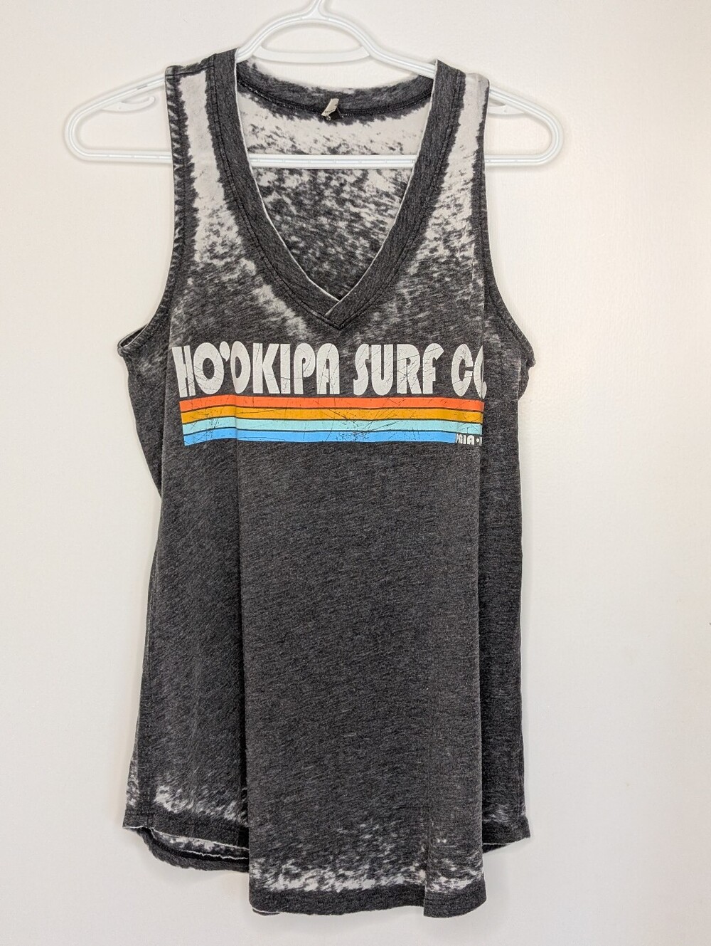 HAWAII BURNOUT TANK TOP Women's Dark Gray V-Neck Tank with Retro Stripe